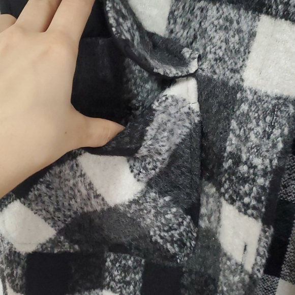 Oversized black plaid jacket - Picture 8 of 11